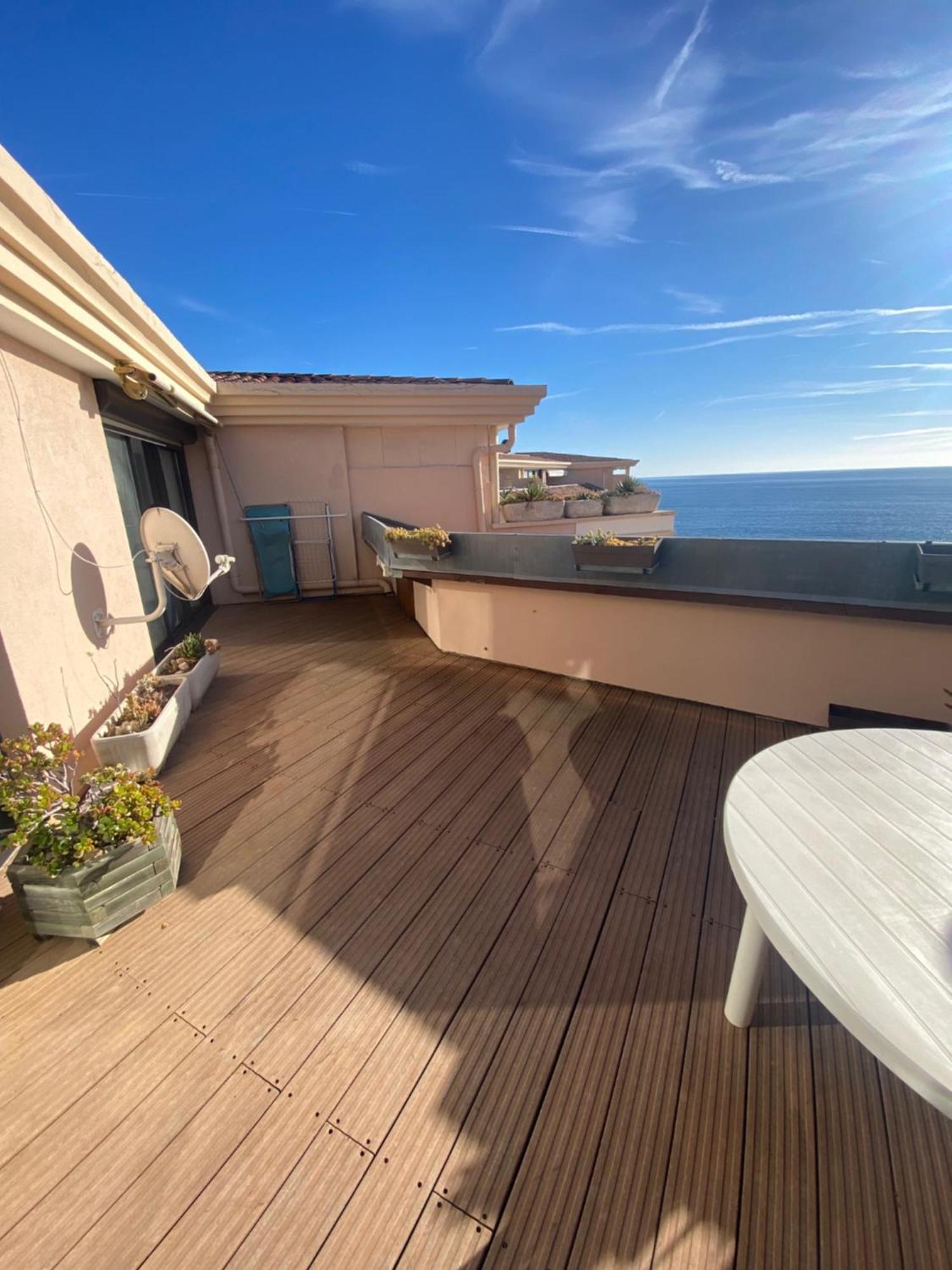 La Perla Del Mare Apartment *